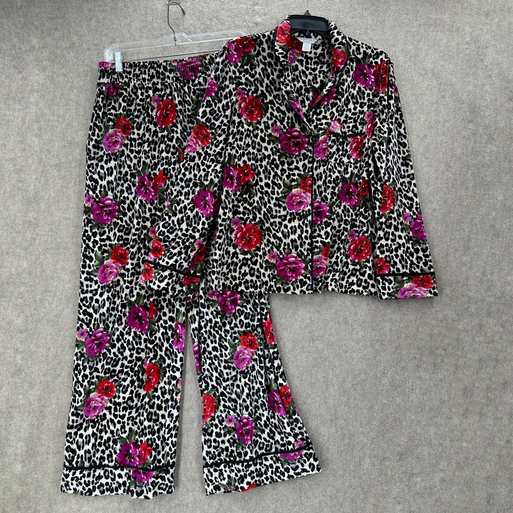 Sofia Intimates Womens MED Leopard Floral Velour Pajama Set Black Pink